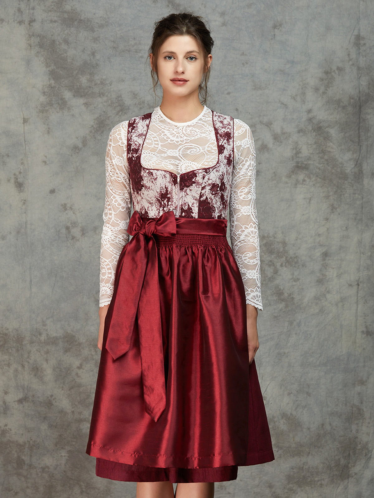 Dirndl-Rot Magic: Die ultimative Mischformel für jeden Anlass