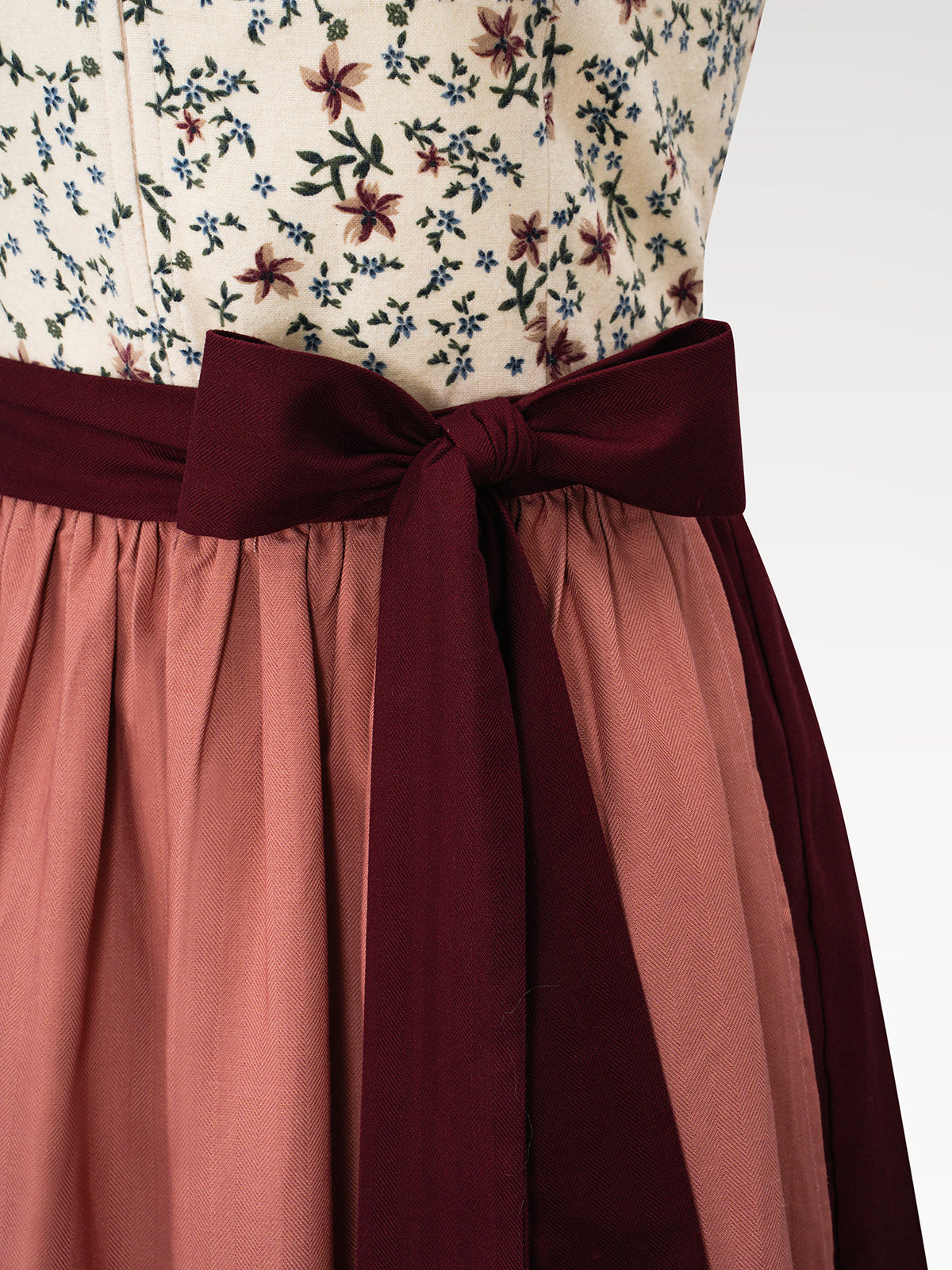 Women's red zipper at the front floral pattern dirndl