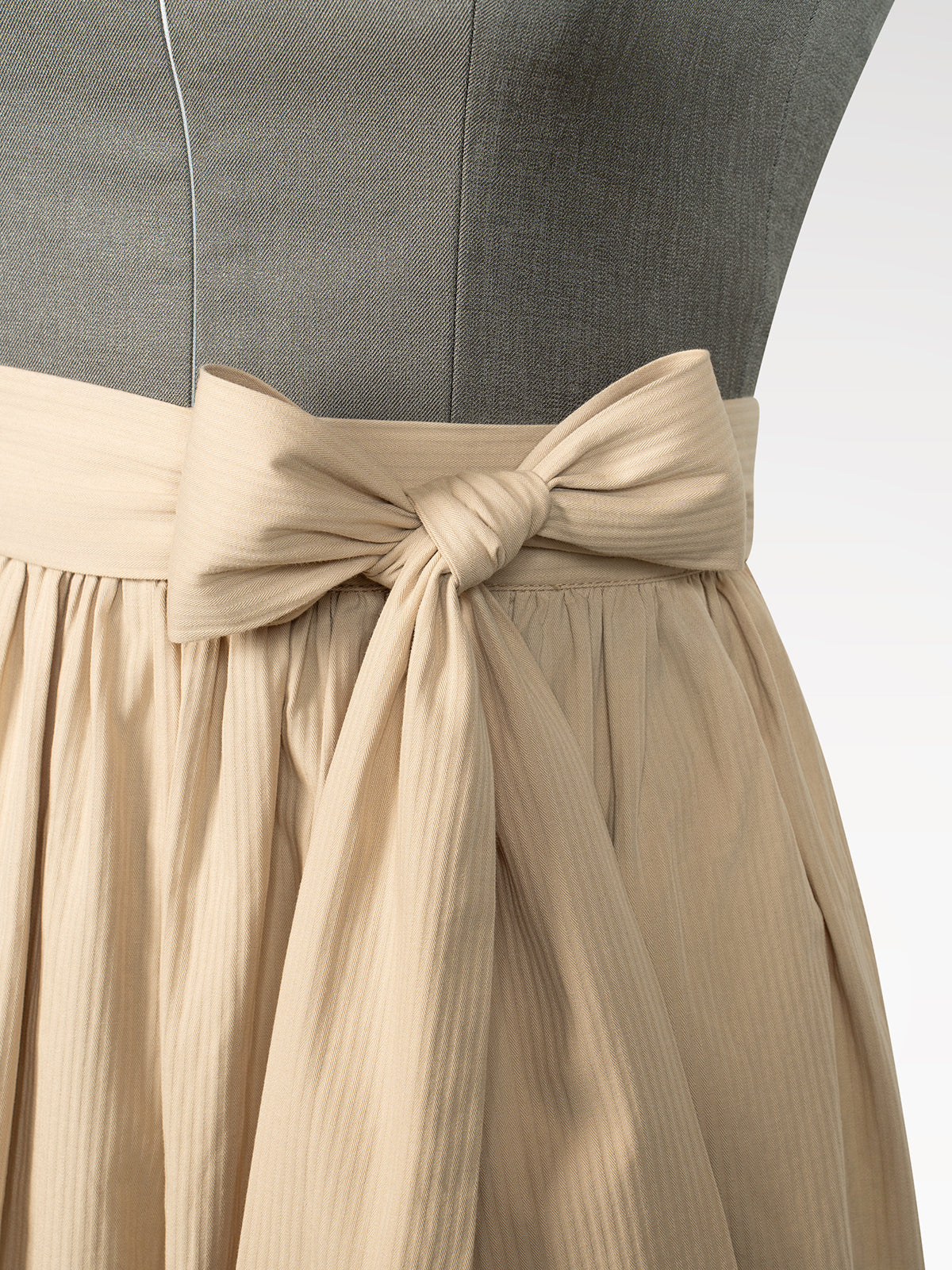 Dámský šedý zip na přední straně dirndl