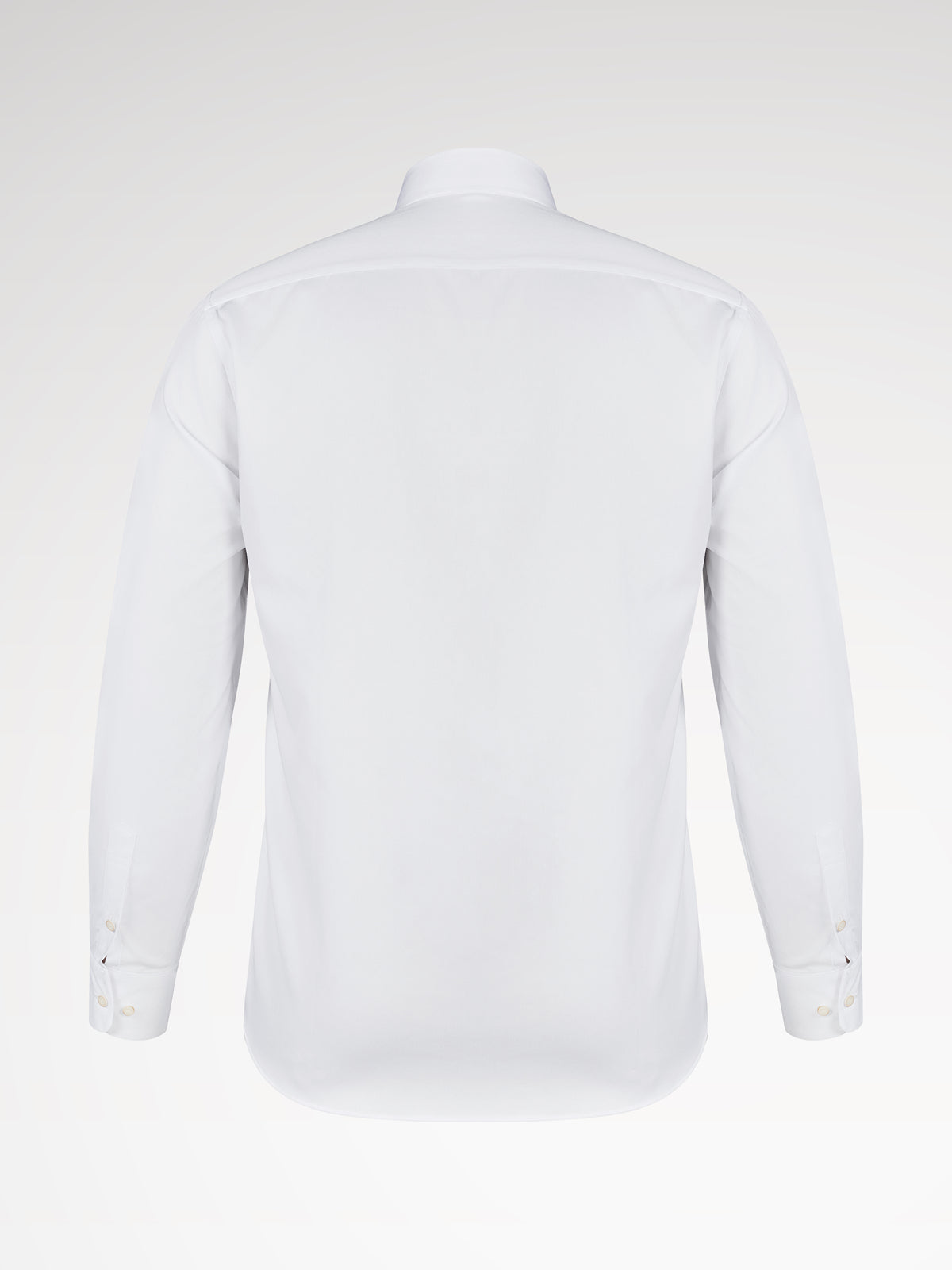 White reverse collar shirts
